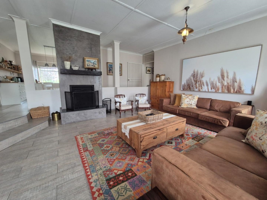 5 Bedroom Property for Sale in Roodewal Free State